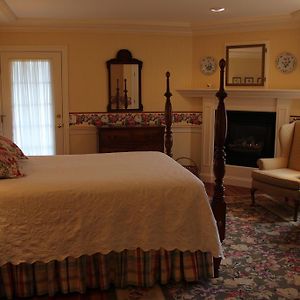 King Room Spa Bath